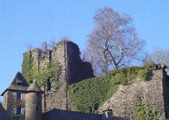 Vestiges actuels du château de Ségur